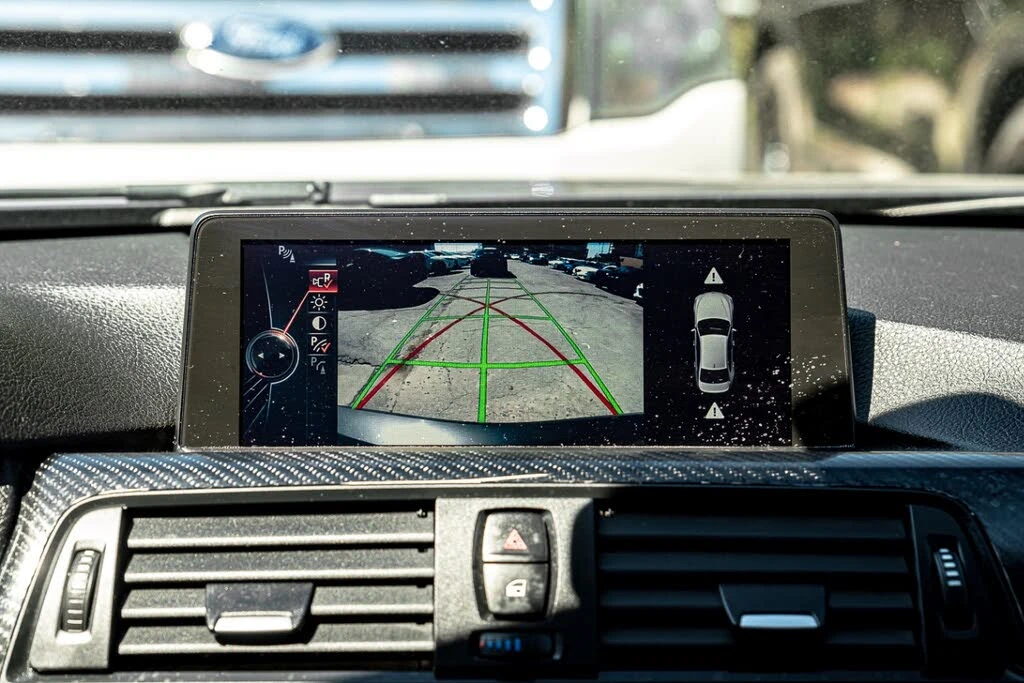 BMW 335 I * M-Package* * HeadUp* A���������* (���� �� ��) | Mobile.bg � ����������� 14