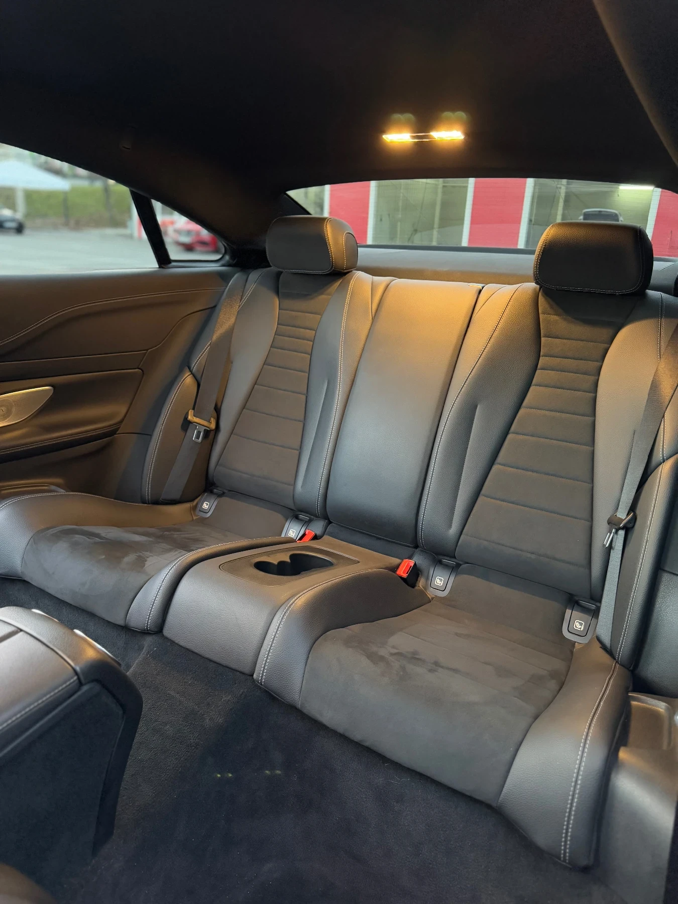 Mercedes-Benz E 350  - изображение 9