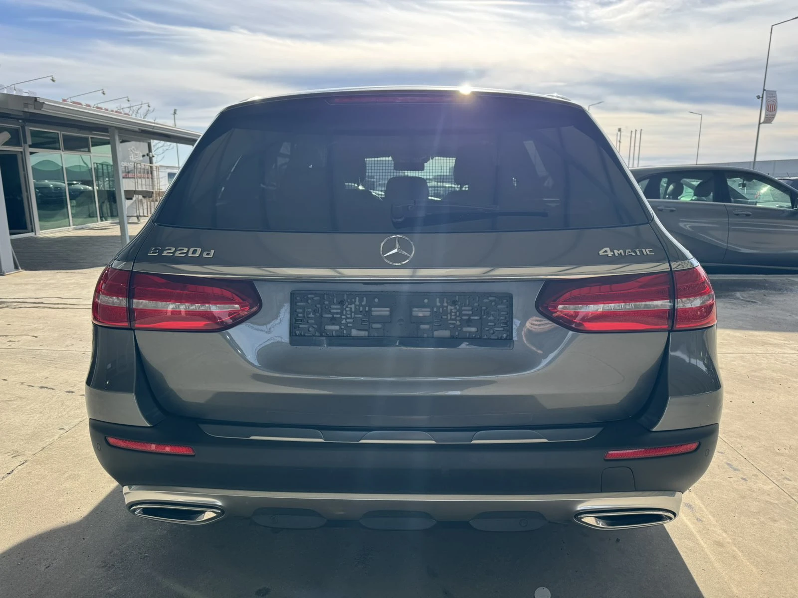 Mercedes-Benz E 220 d* ALL TERRAIN* 194ps* 4M* Head Up* КОЖА* НАВИ*  - изображение 4