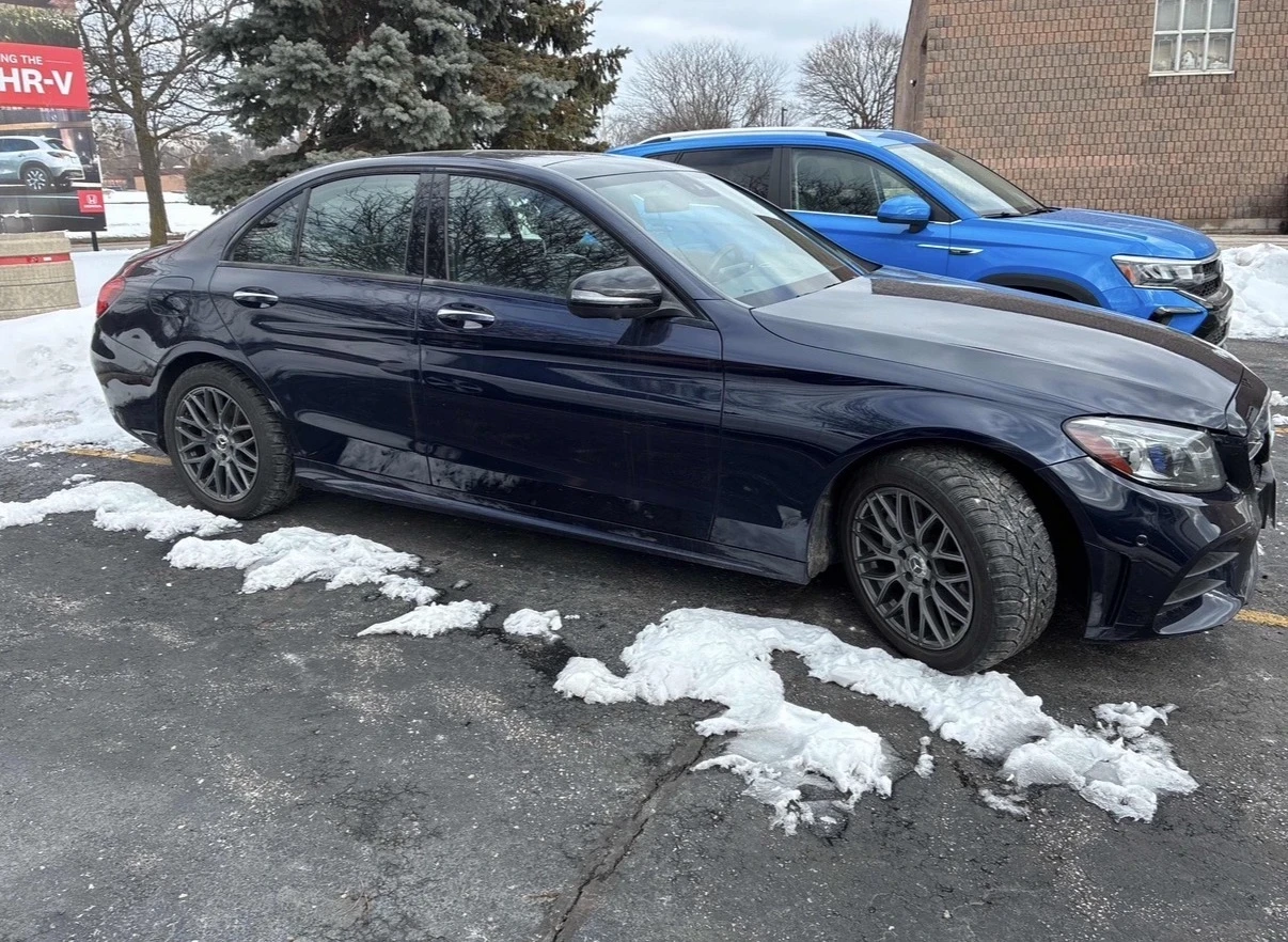 Mercedes-Benz C 300 AMG Pack 4 Matic - изображение 3