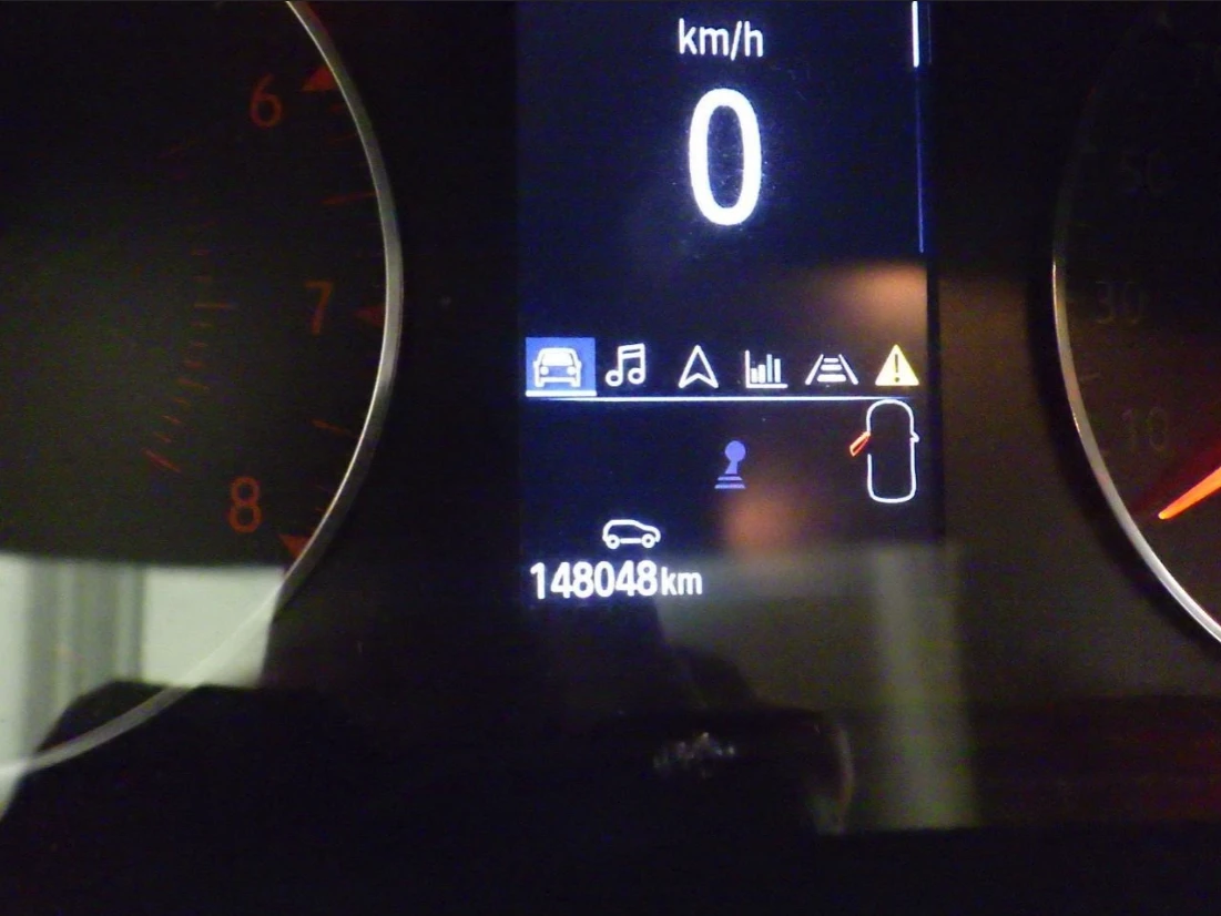 Renault Captur 1.0 TCe Zen, снимка 7 - Автомобили и джипове - 53769916