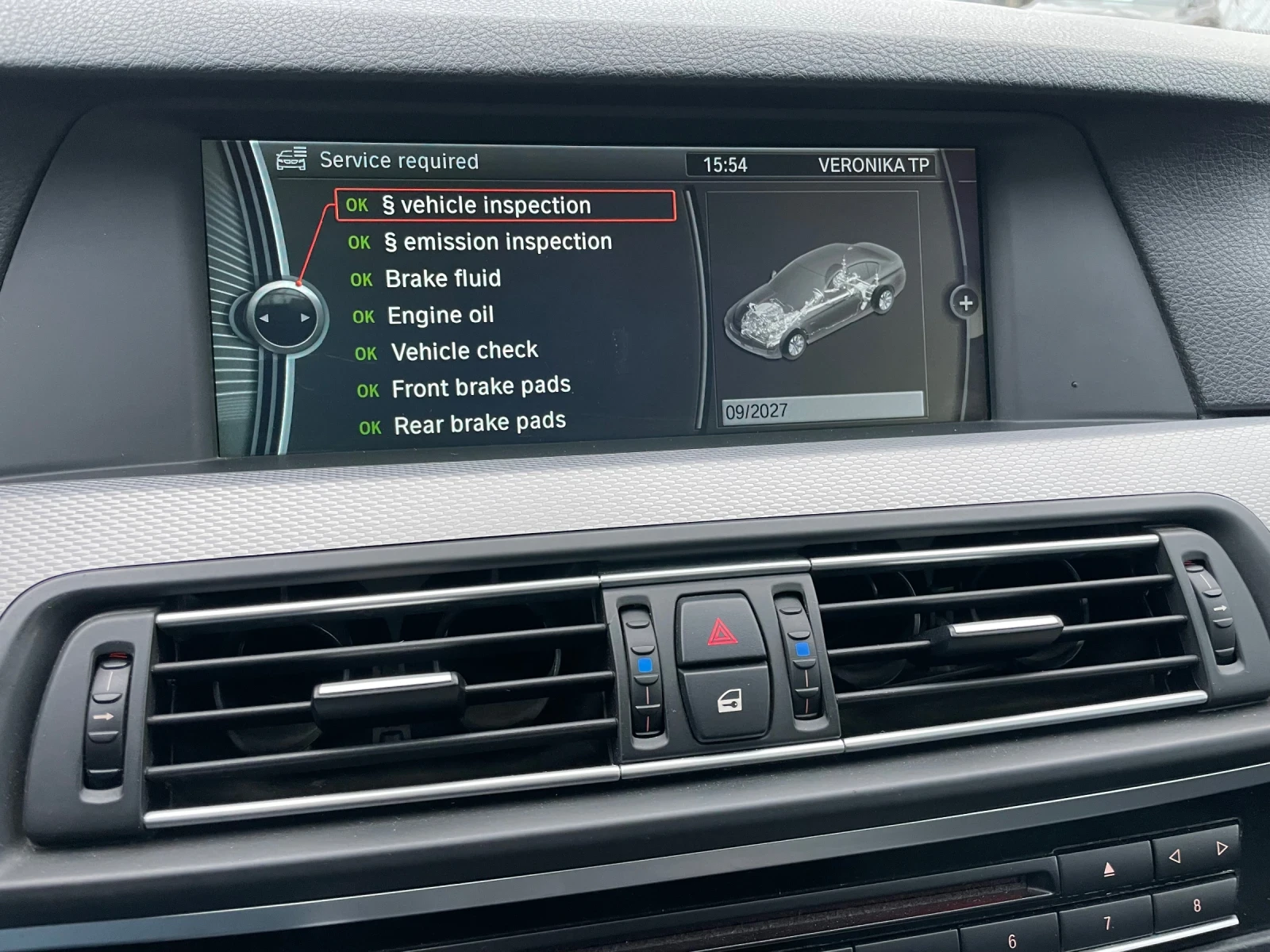 BMW 535 M-PACK/ВАКУУМ/HEAD-UP/DISTRONIC/8ZF/СЕРВИЗНА ИСТ./, снимка 14 - Автомобили и джипове - 54077957