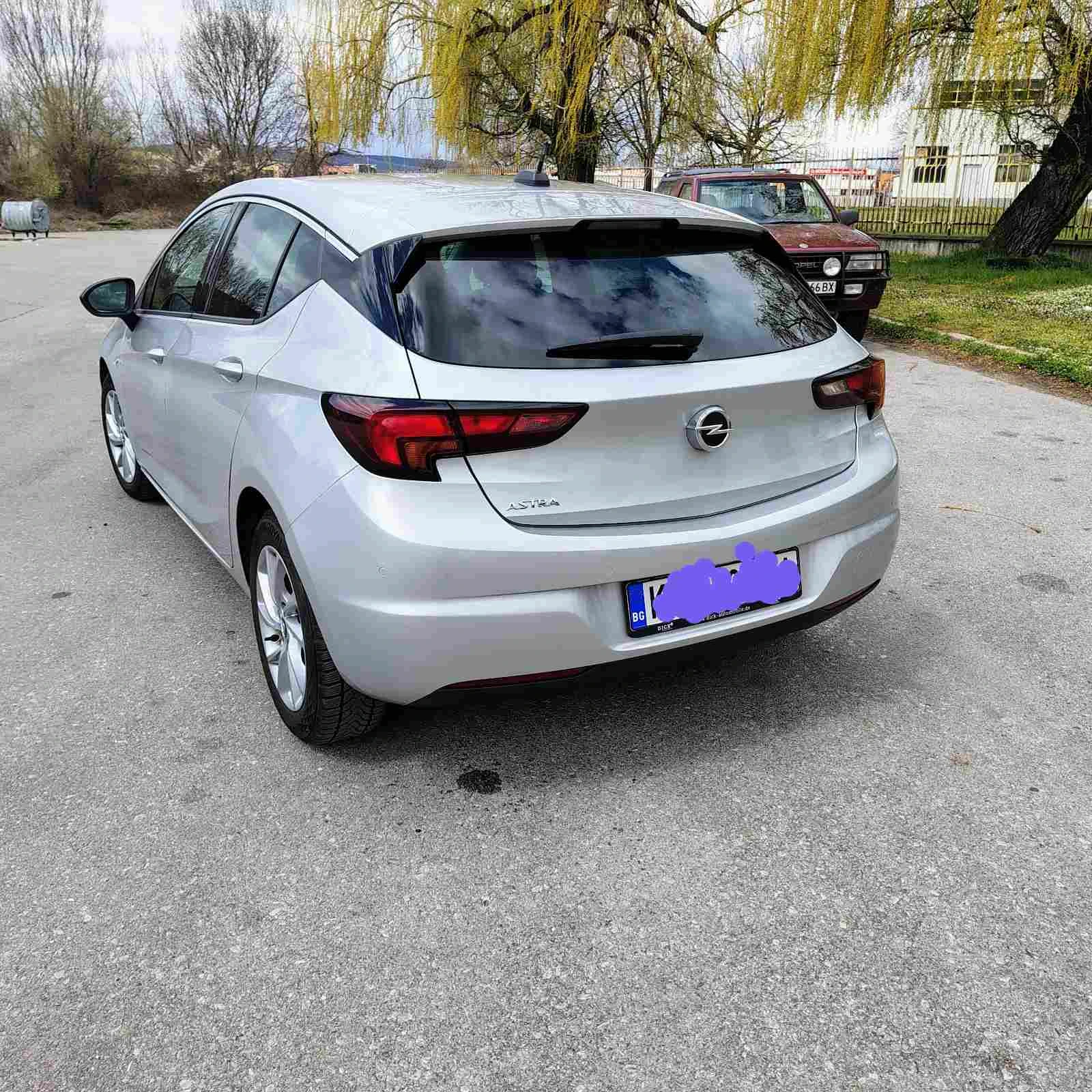 Opel Astra, снимка 10 - Автомобили и джипове - 54149909