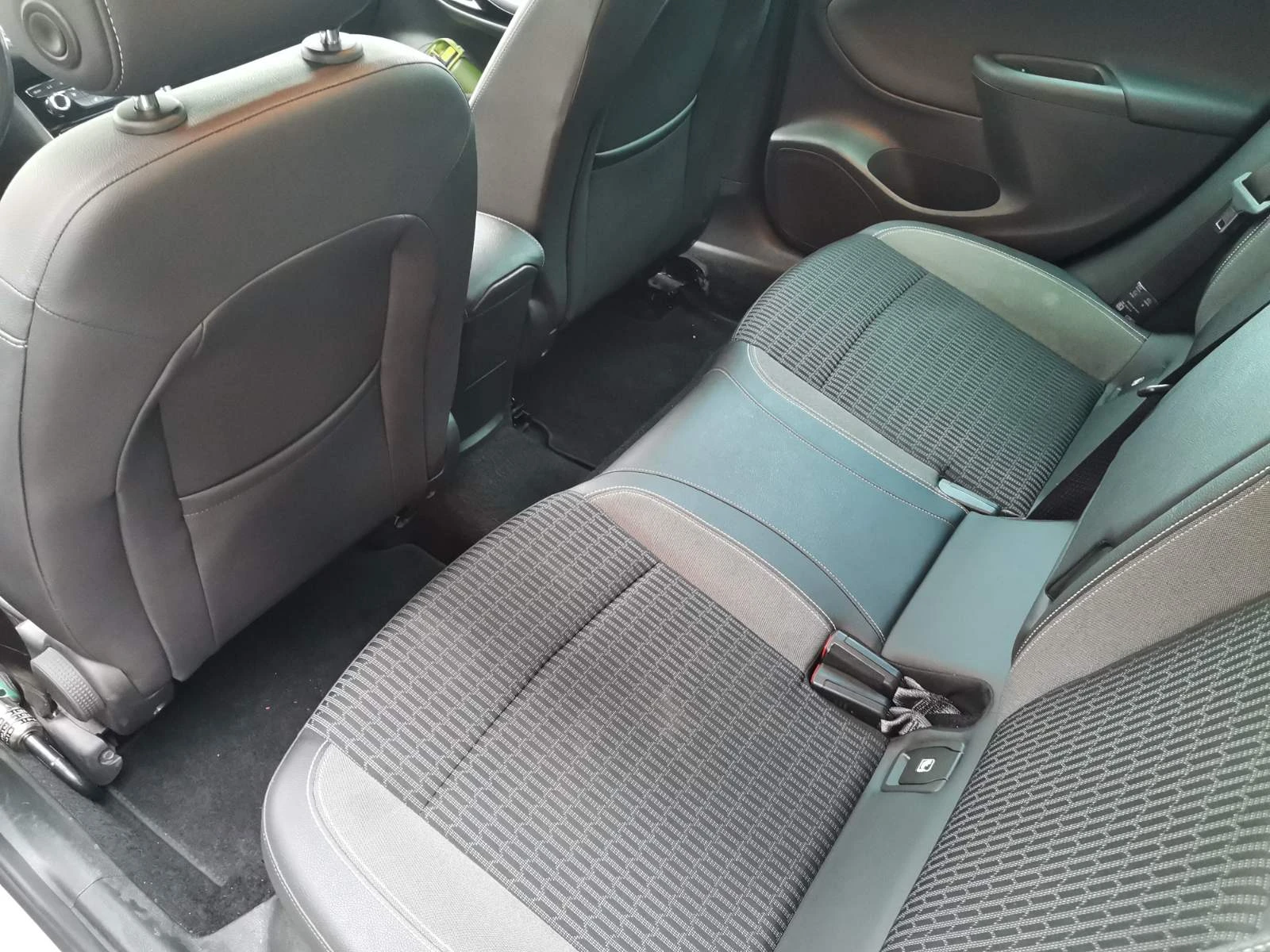 Opel Astra, снимка 11 - Автомобили и джипове - 54149909