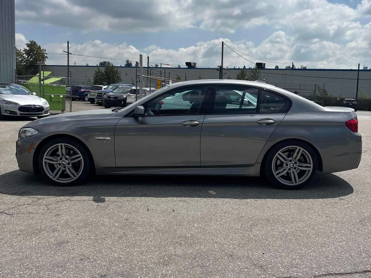 BMW 535 * xDrive * КАМЕРА* ПОДГРЕВ* М-ПАКЕТ* , снимка 3 - Автомобили и джипове - 54605826