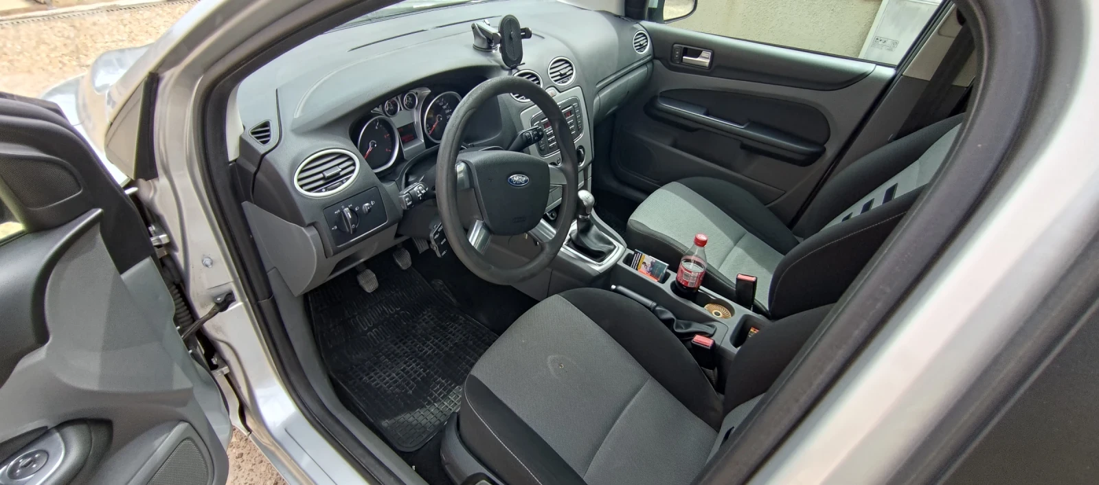 Ford Focus 1.6 Tdci, снимка 8 - Автомобили и джипове - 54985154