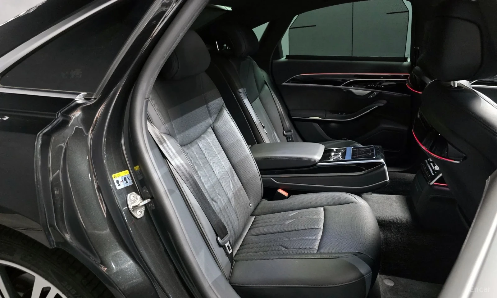 Audi A8, снимка 11 - Автомобили и джипове - 55003150