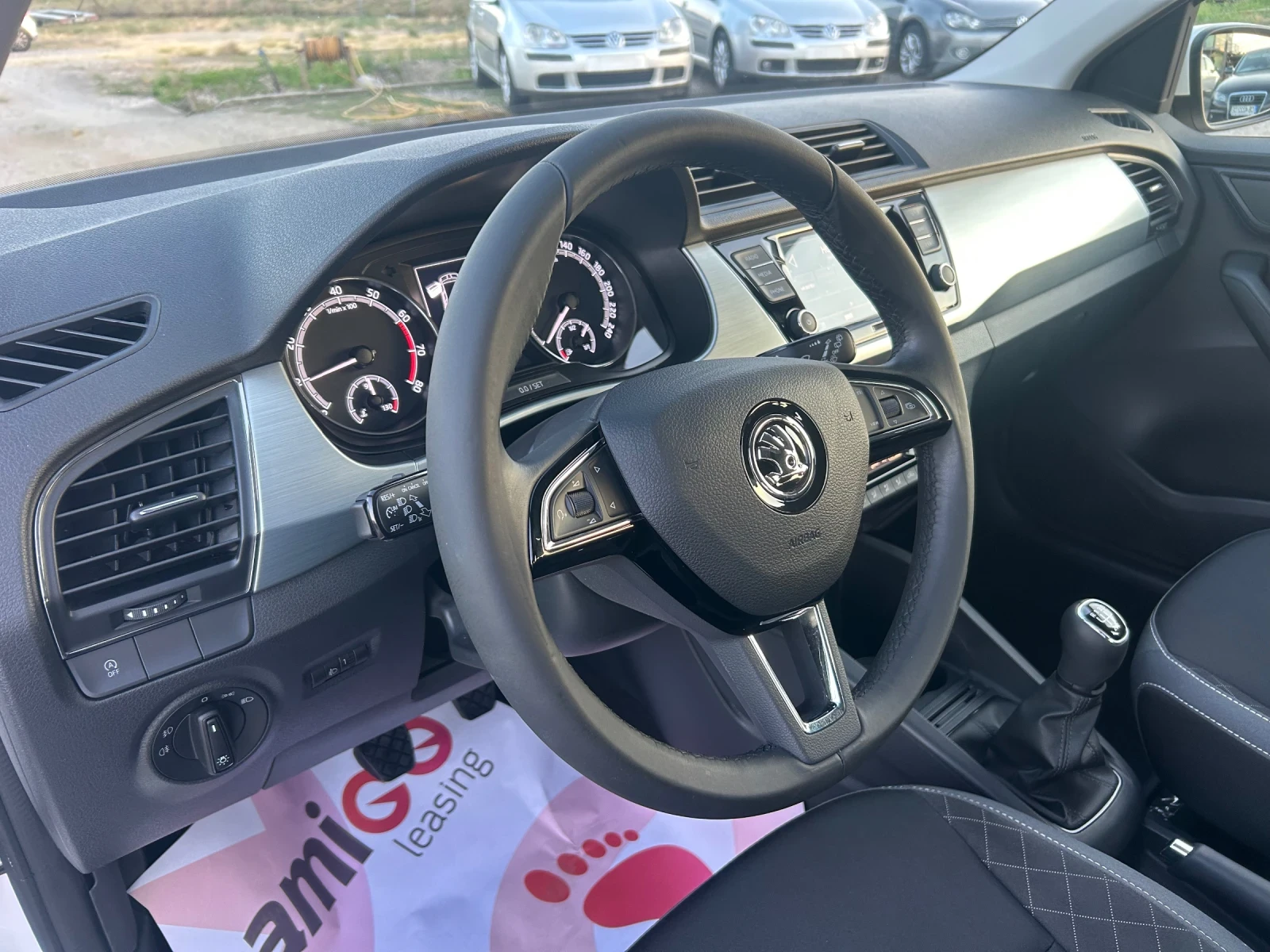 Skoda Fabia 1.0i 3490- KM NOVA, снимка 9 - Автомобили и джипове - 55075755