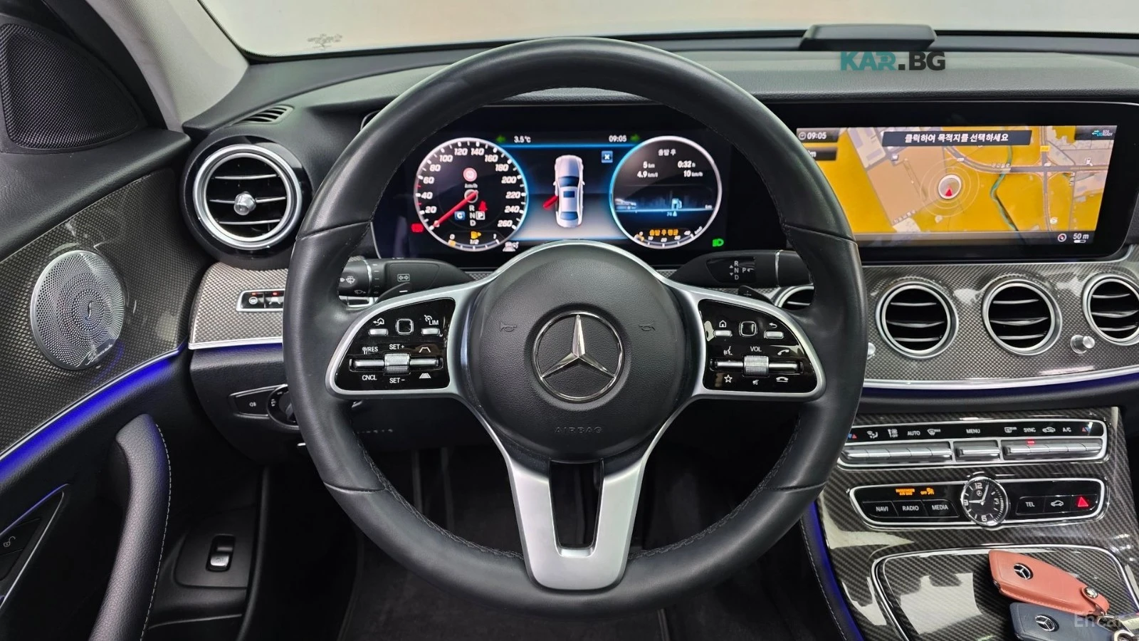 Mercedes-Benz E 300 4MATIC AMG* HUD* КОЖА* ОБДУХВ* НАВИ* ПАНО, снимка 13 - Автомобили и джипове - 55317675