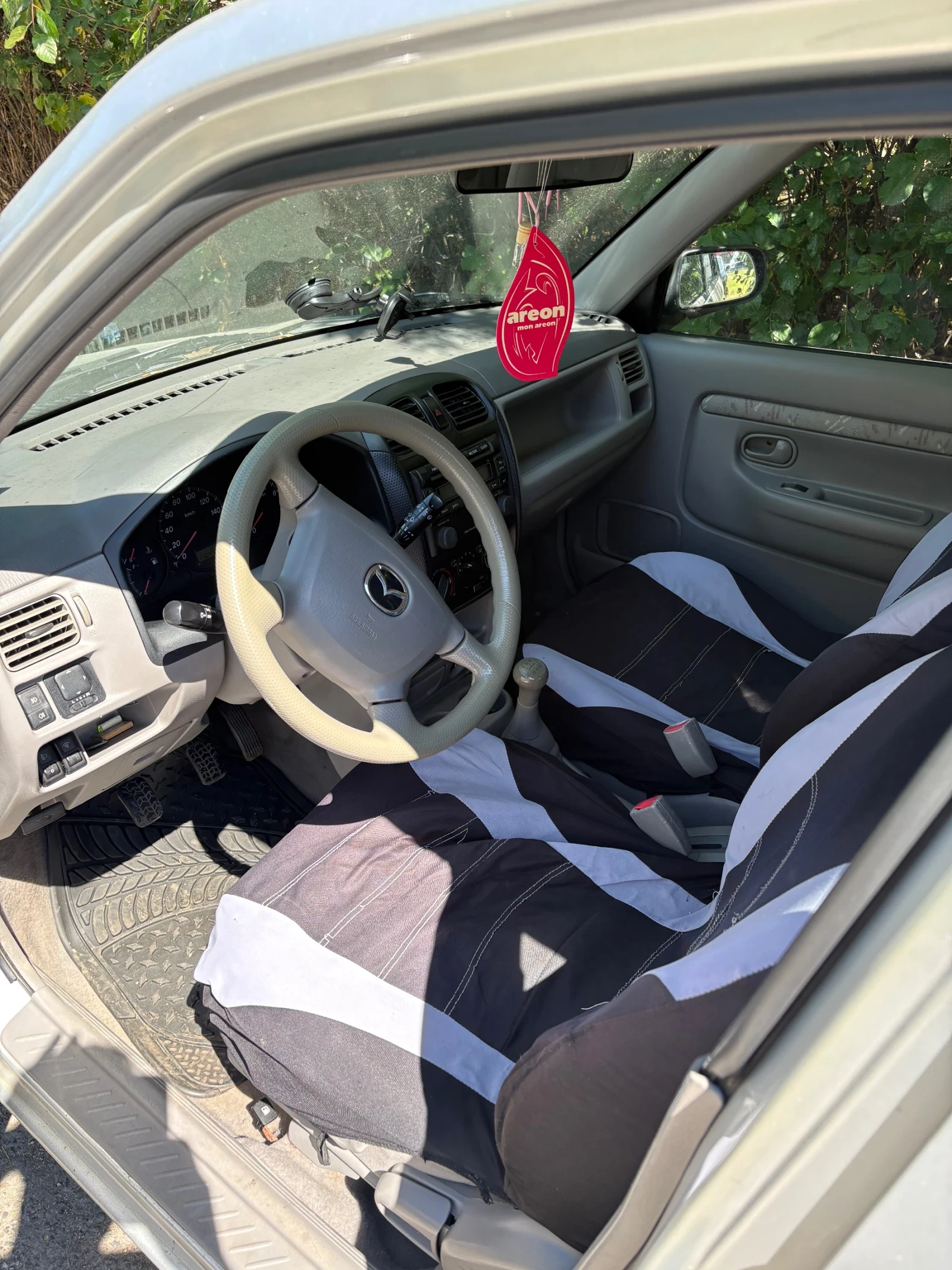 Mazda Demio, снимка 3 - Автомобили и джипове - 55532078