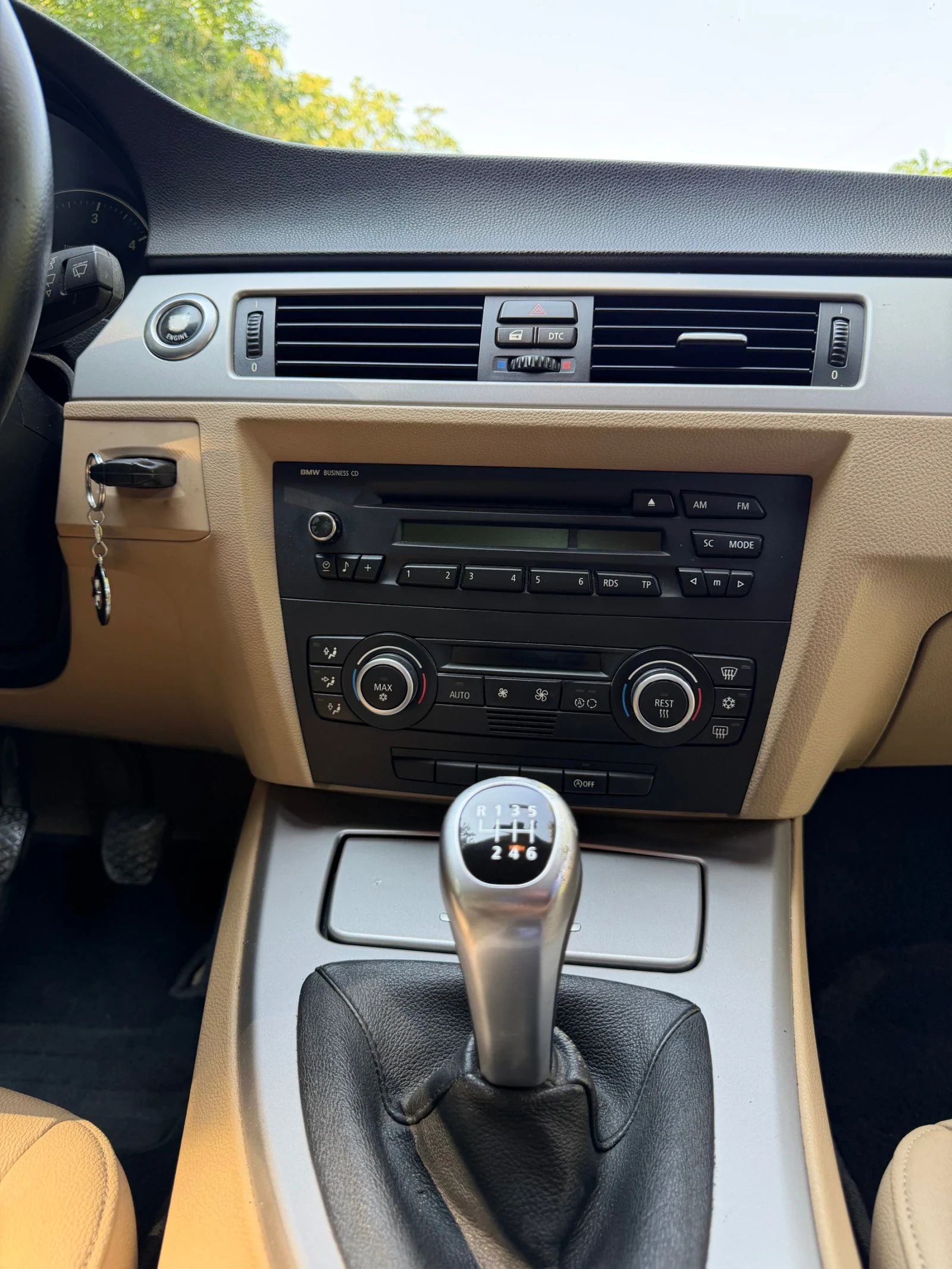 BMW 318, снимка 13 - Автомобили и джипове - 56260678