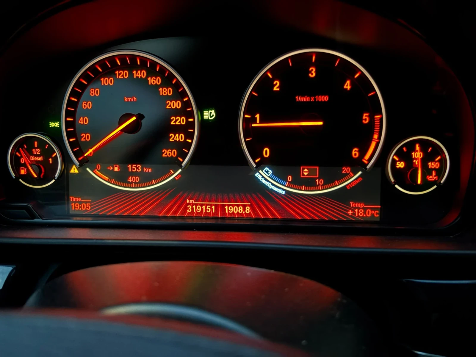 BMW 520, снимка 13 - Автомобили и джипове - 56211887