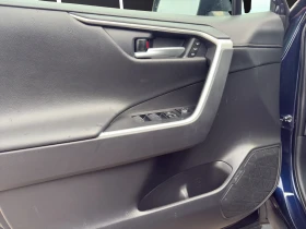 Toyota Rav4 * 2.5* 4x4* Limited* CarPay* Cam* Navi* Keyless* , снимка 9
