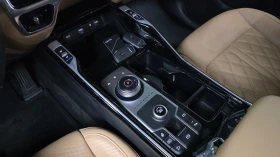 Kia Sorento HEV 1.6* ЕЛ. БАГАЖНИК* HUD* 360* BLIND SPOT* КРАЙН, снимка 9