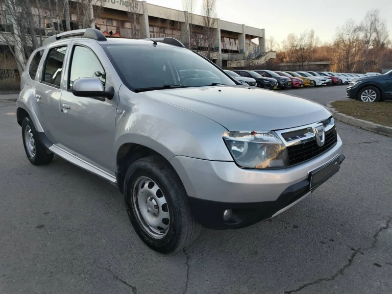 Dacia Duster 1.5DCI/110HP/4X4/LAUREATE, снимка 3 - Автомобили и джипове - 49213419