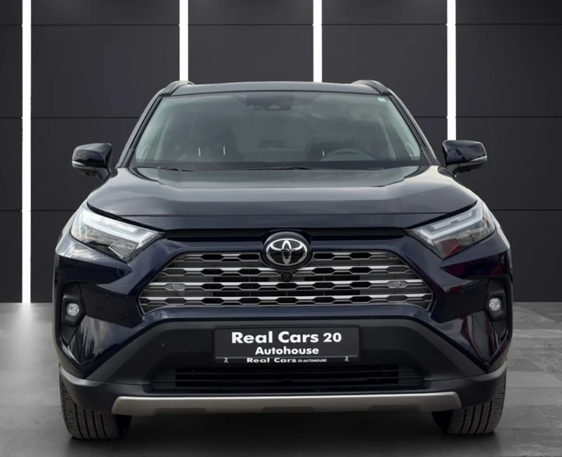 Toyota Rav4 * 2.5* 4x4* Limited* CarPay* Cam* Navi* Keyless* , снимка 2 - Автомобили и джипове - 51103894