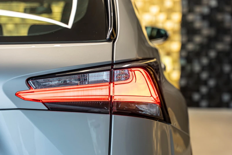 Lexus NX 300h, снимка 3 - Автомобили и джипове - 51505615