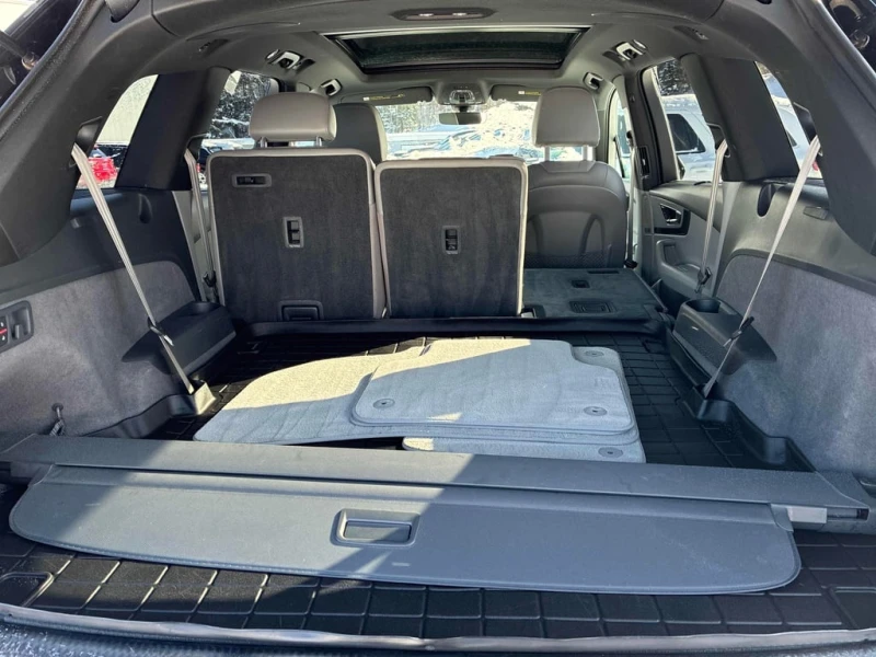 Audi Q7 * Technik * CARFAX* ДИСТРОНИК* ОБДУХВАНЕ* PANO, снимка 14 - Автомобили и джипове - 53298652