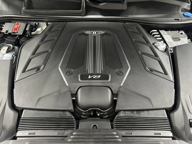 Bentley Bentayga С РЕГИСТРАЦИЯ & АВТО КРЕДИТ, снимка 17 - Автомобили и джипове - 53511551