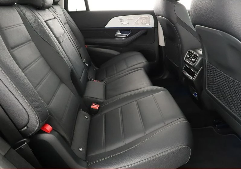 Mercedes-Benz GLS 350 d 4MATIC AMG-Line - изображение 8