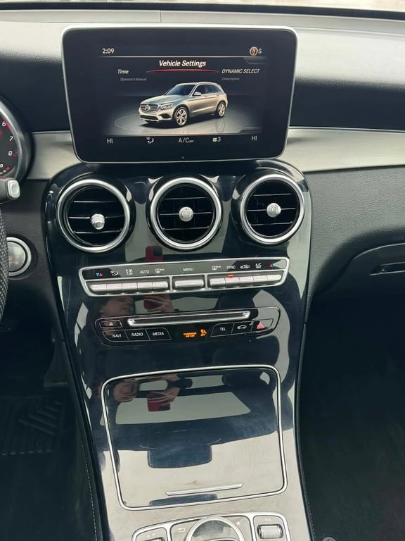 Mercedes-Benz GLC * 300 * CARFAX * ЦЕНА ДО БГ, снимка 11 - Автомобили и джипове - 53035206