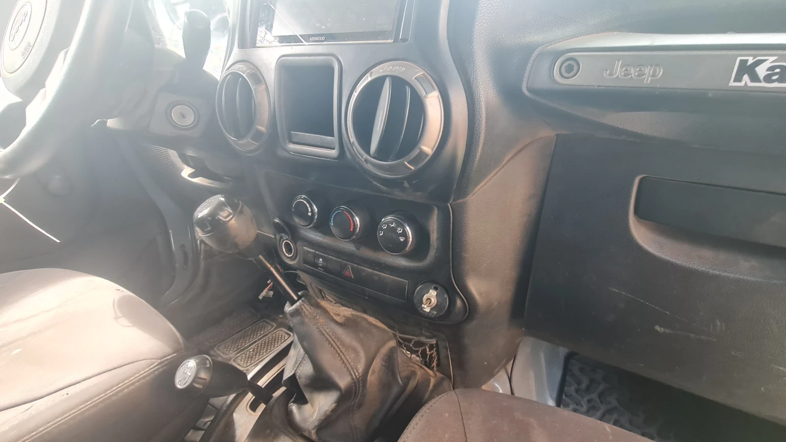 Jeep Wrangler 3.6 - изображение 7