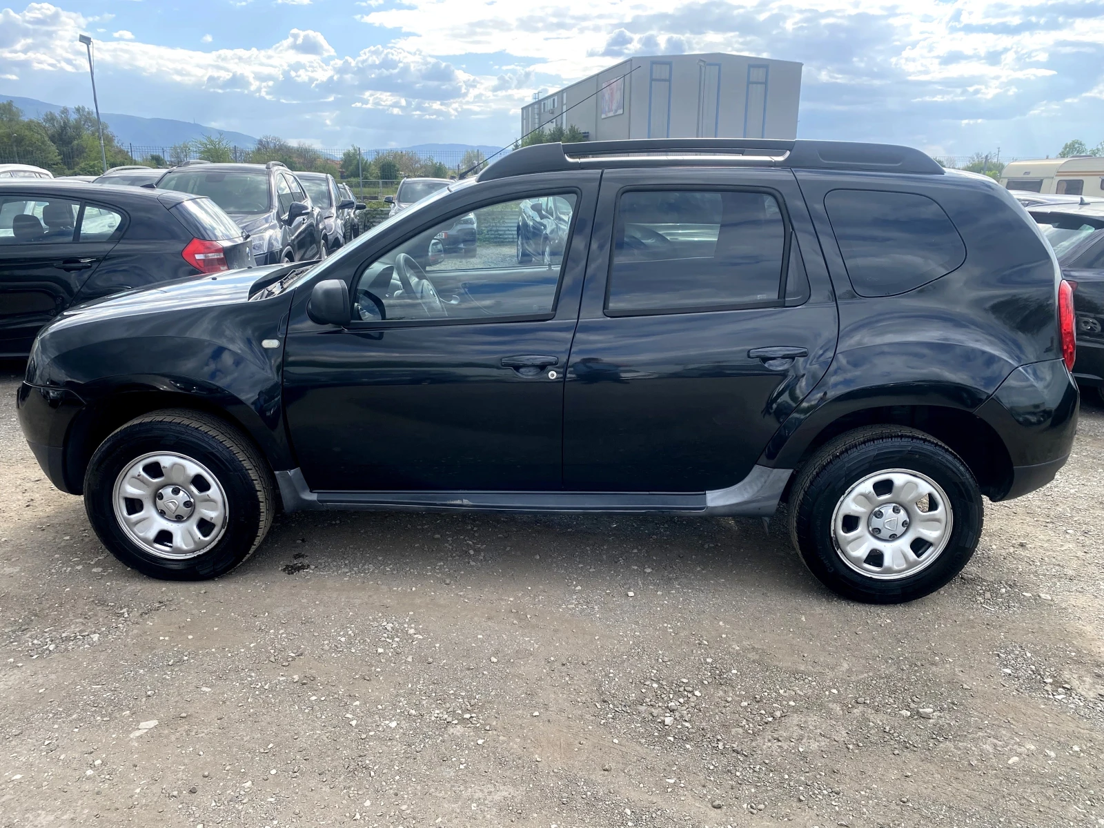 Dacia Duster 1.5dCi Laureate - изображение 5