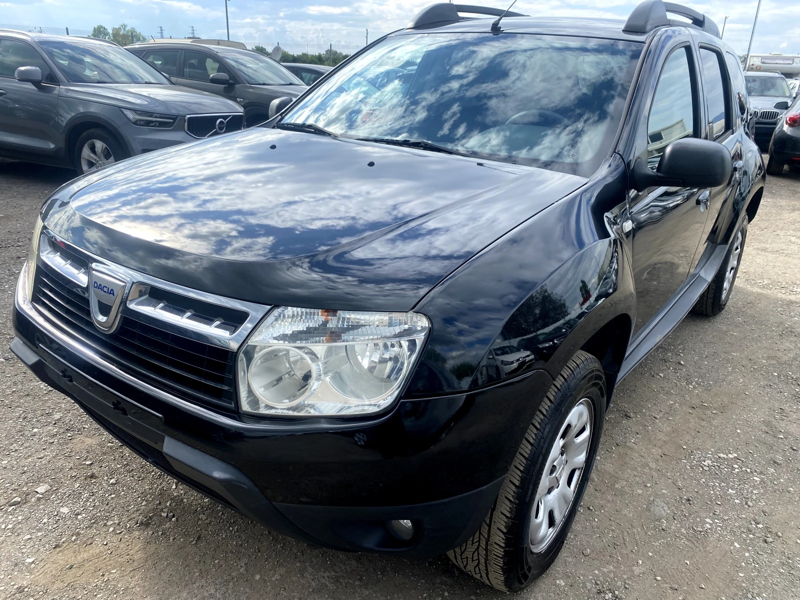 Dacia Duster 1.5dCi Laureate - изображение 6