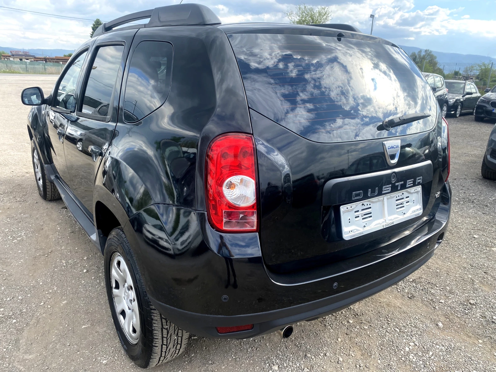 Dacia Duster 1.5dCi Laureate - изображение 4
