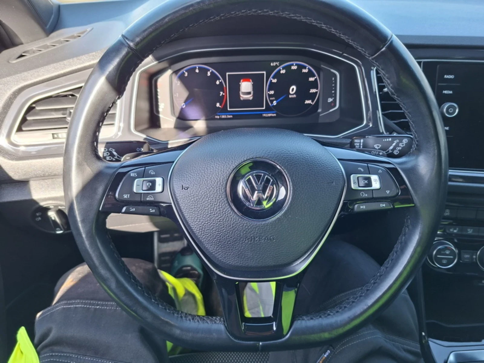 VW T-Roc 1.5 TSI | 150hp | DSG7 | LED | Virtual | ACC, снимка 5 - Автомобили и джипове - 53826655
