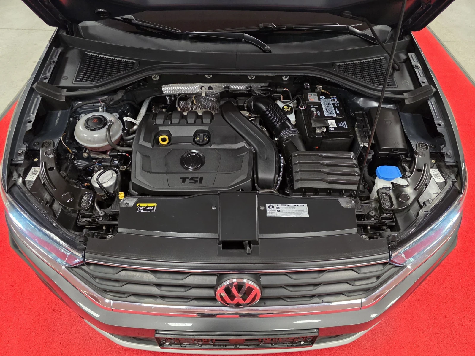 VW T-Roc 1.5 TSI | 150hp | DSG7 | LED | Virtual | ACC, снимка 16 - Автомобили и джипове - 53826655