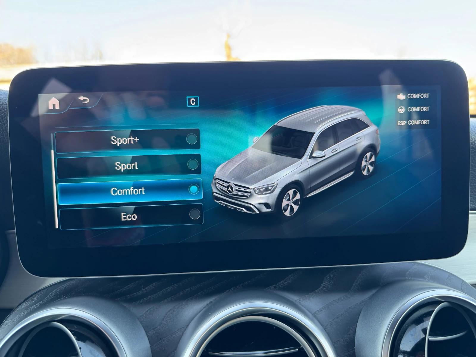 Mercedes-Benz GLC 300 AMG Line, снимка 11 - Автомобили и джипове - 53893691