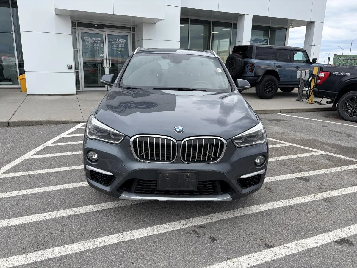 BMW X1 xDrive28i* АвтоКредит* (ЦЕНА ДО БГ), снимка 2 - Автомобили и джипове - 53915681