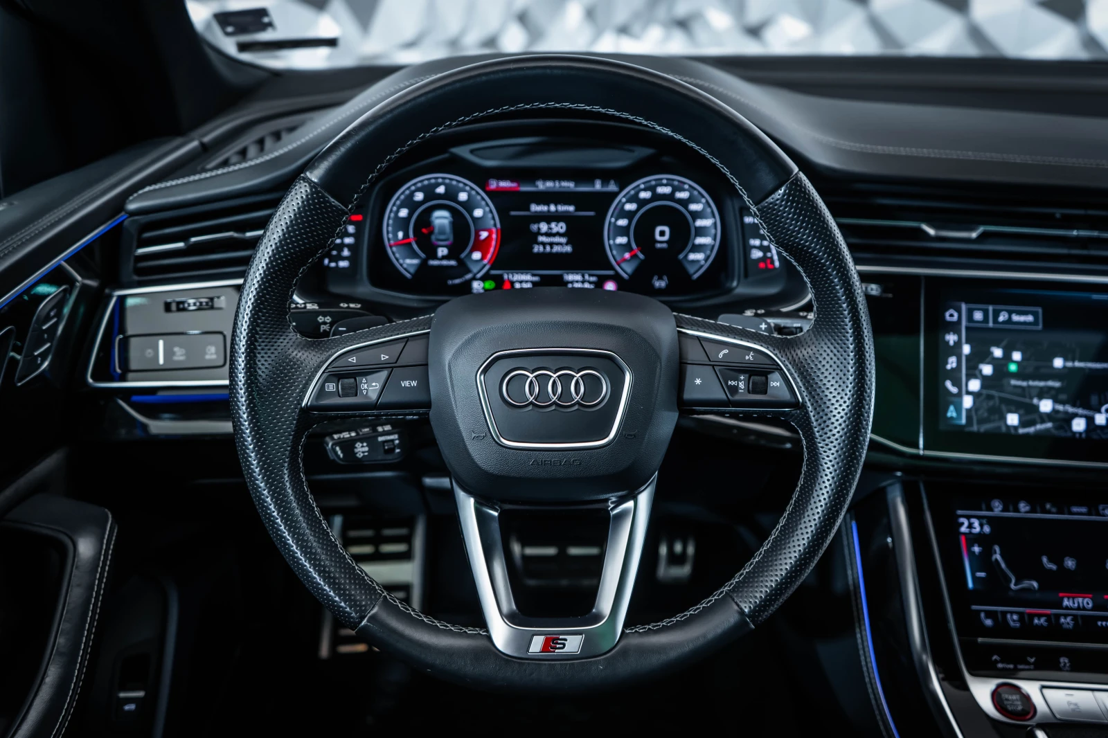 Audi SQ8 4.0 TFSI* Pano* SoftClose* , снимка 10 - Автомобили и джипове - 53948786