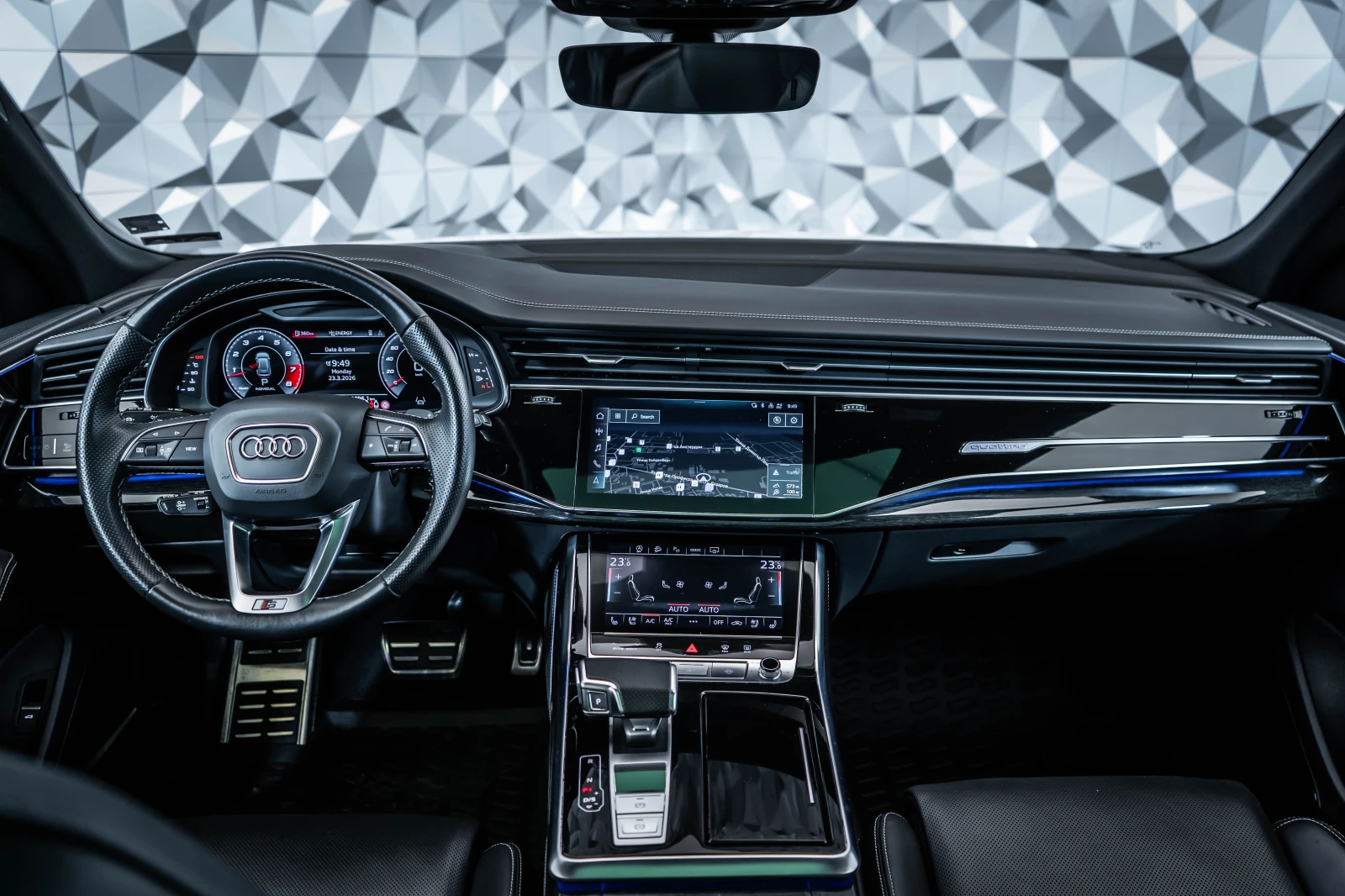 Audi SQ8 4.0 TFSI* Pano* SoftClose* , снимка 11 - Автомобили и джипове - 53948786