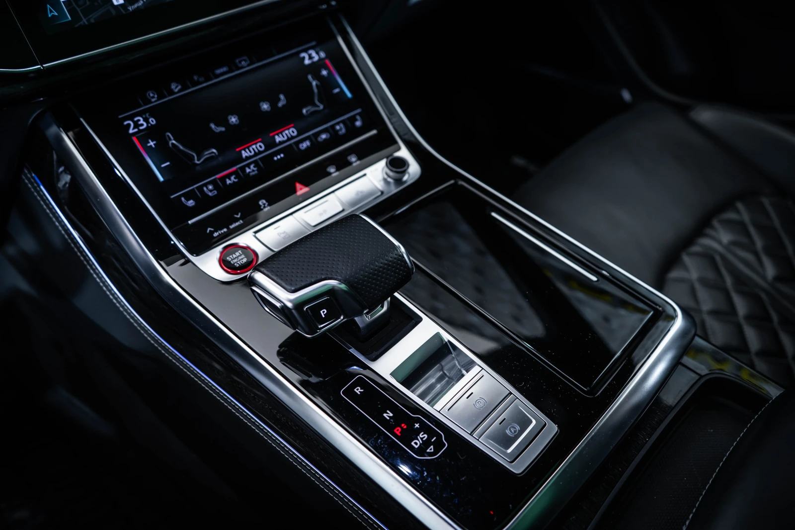 Audi SQ8 4.0 TFSI* Pano* SoftClose* , снимка 9 - Автомобили и джипове - 53948786