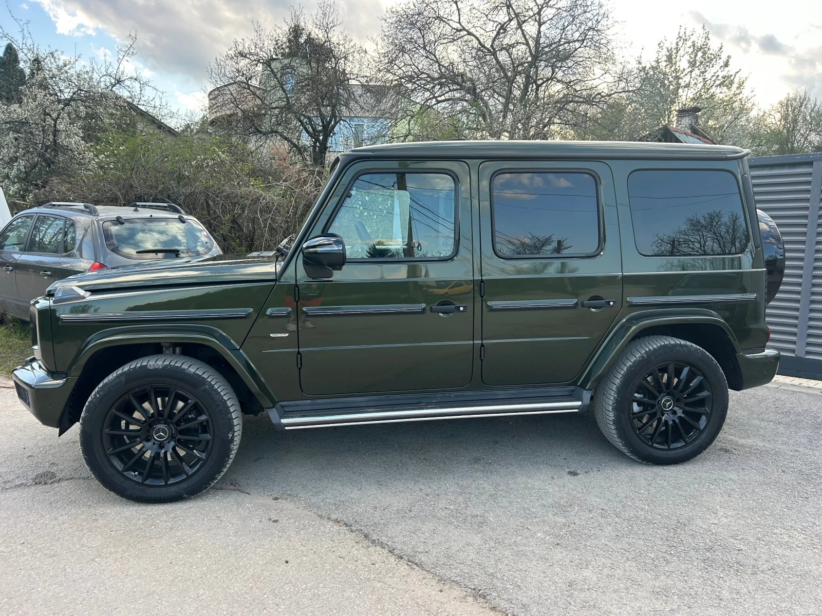 Mercedes-Benz G 400 STRONGER THAN TIME* FULL* CARBON* MASSAGE, снимка 8 - Автомобили и джипове - 54041734