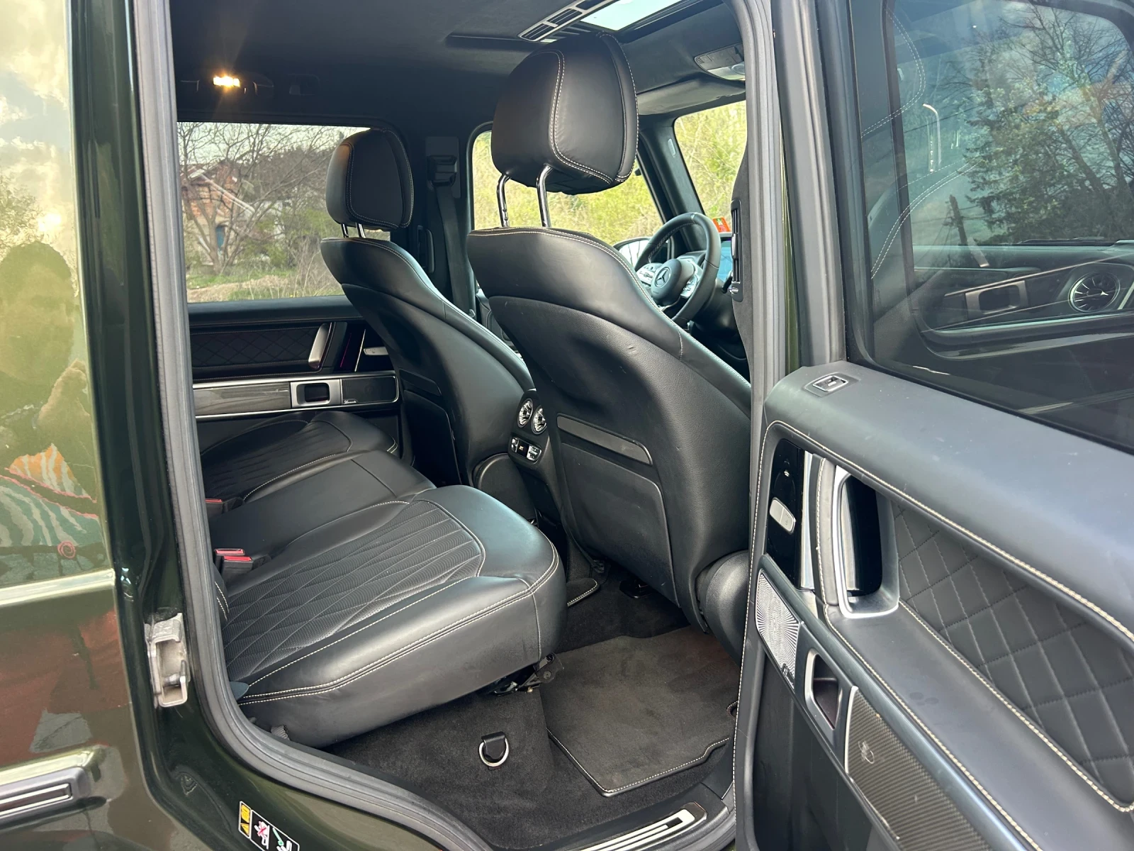 Mercedes-Benz G 400 STRONGER THAN TIME* FULL* CARBON* MASSAGE, снимка 12 - Автомобили и джипове - 54041734