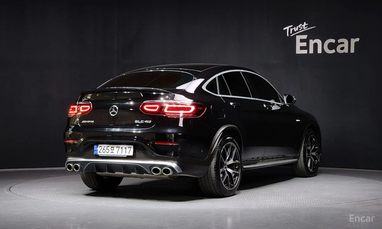 Mercedes-Benz GLC 43 AMG BURMESTER* ПОДГРЕВ* ОБДУХВАНЕ* ХЕДЪП* , снимка 2 - Автомобили и джипове - 54702106
