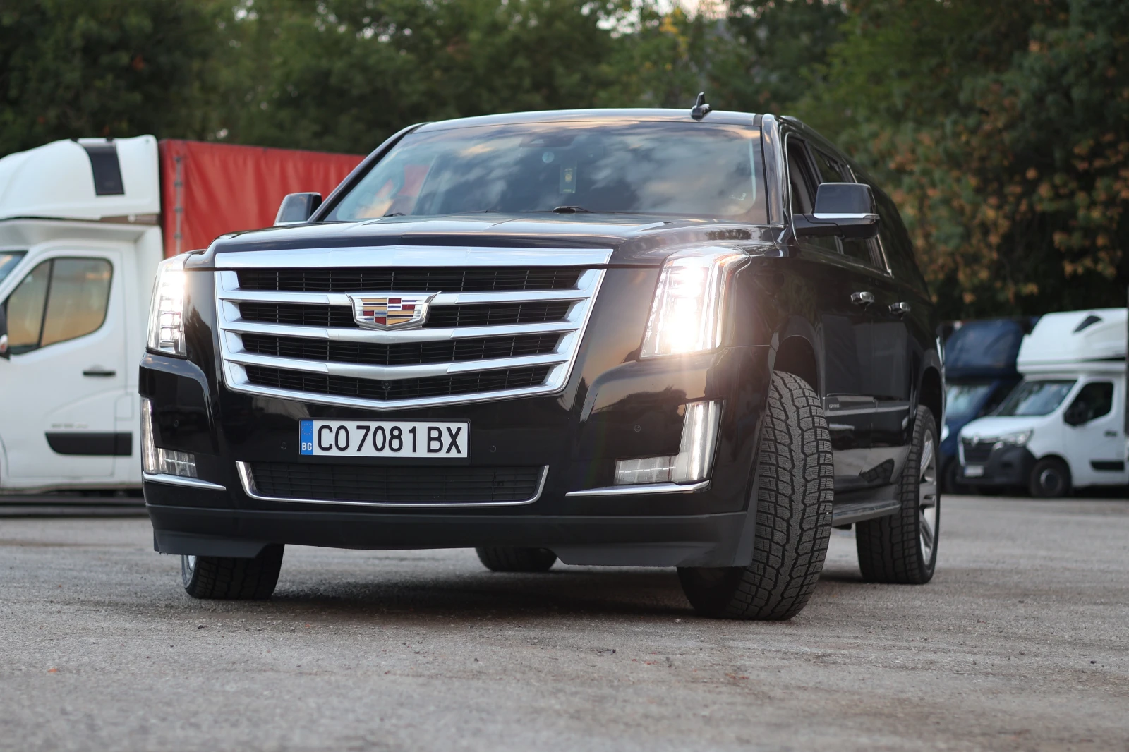Cadillac Escalade ESV 6.2, снимка 3 - Автомобили и джипове - 56021889