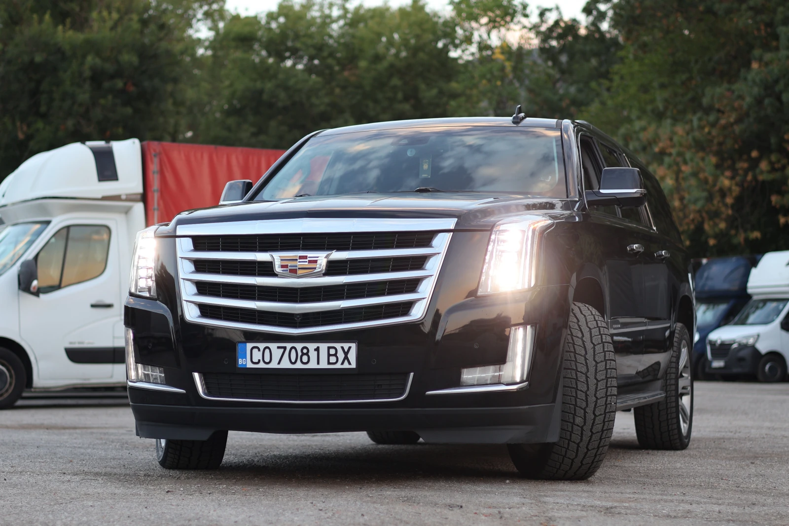 Cadillac Escalade ESV 6.2, снимка 4 - Автомобили и джипове - 56021889