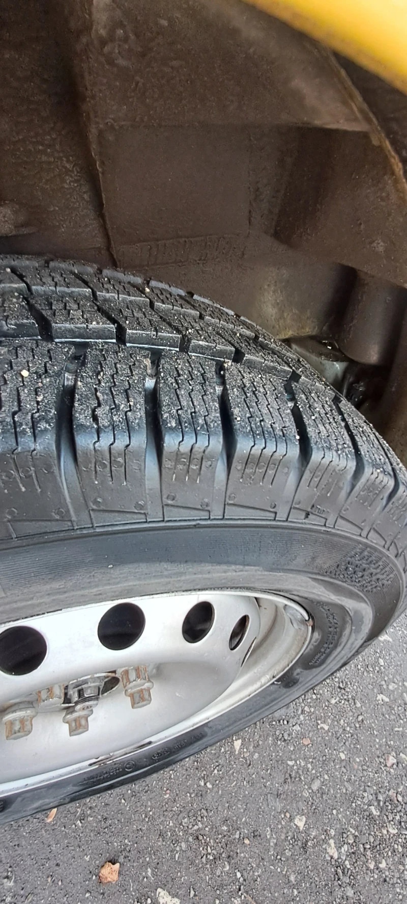 Opel Vivaro 1.9dci, снимка 9 - Бусове и автобуси - 53446271