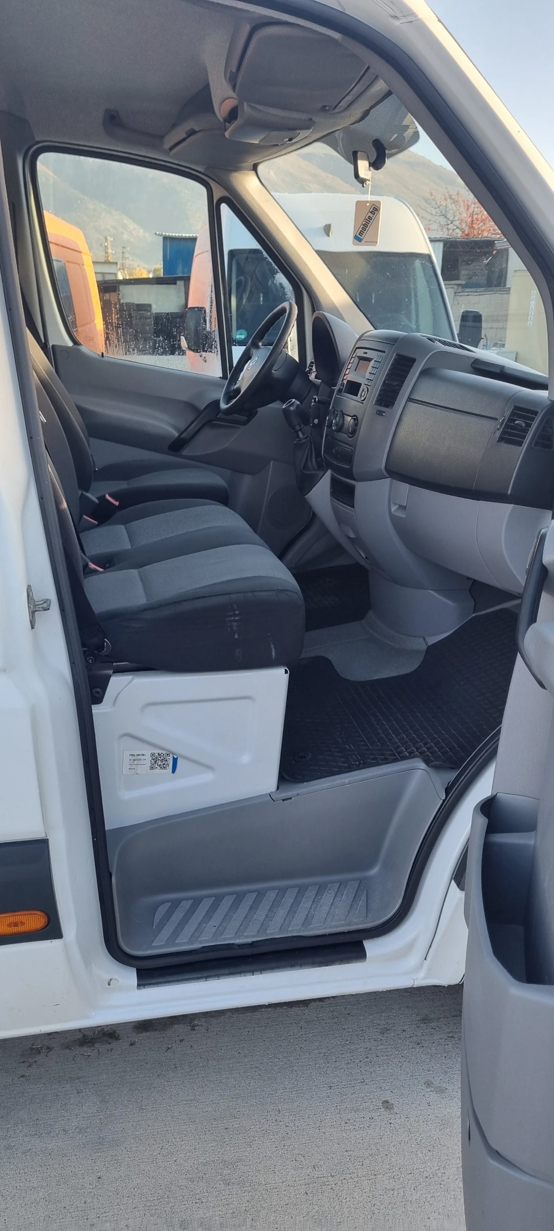 VW Crafter ORIGINALEN VID EVRO 5B - изображение 7