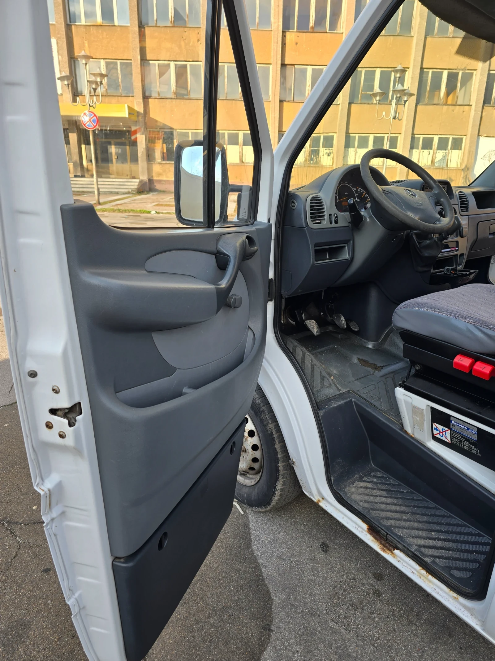 Mercedes-Benz Sprinter 313  - изображение 8