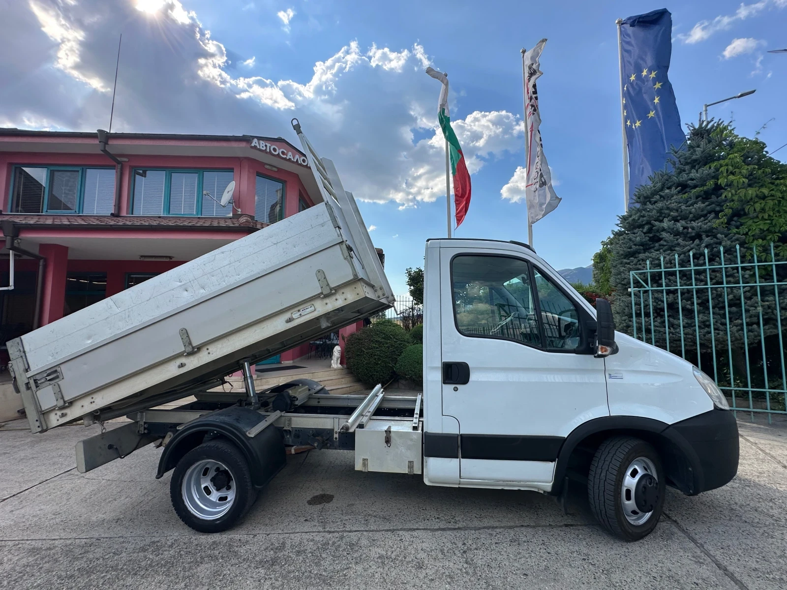 Iveco Daily 35C15* 3.0HPI* Тристранен самосвал* , снимка 3 - Бусове и автобуси - 55588638