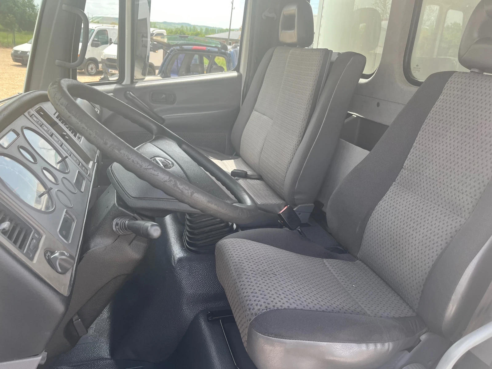 Nissan Atleon 3.0 D 35/15 Климатик !, снимка 8 - Камиони - 54505647