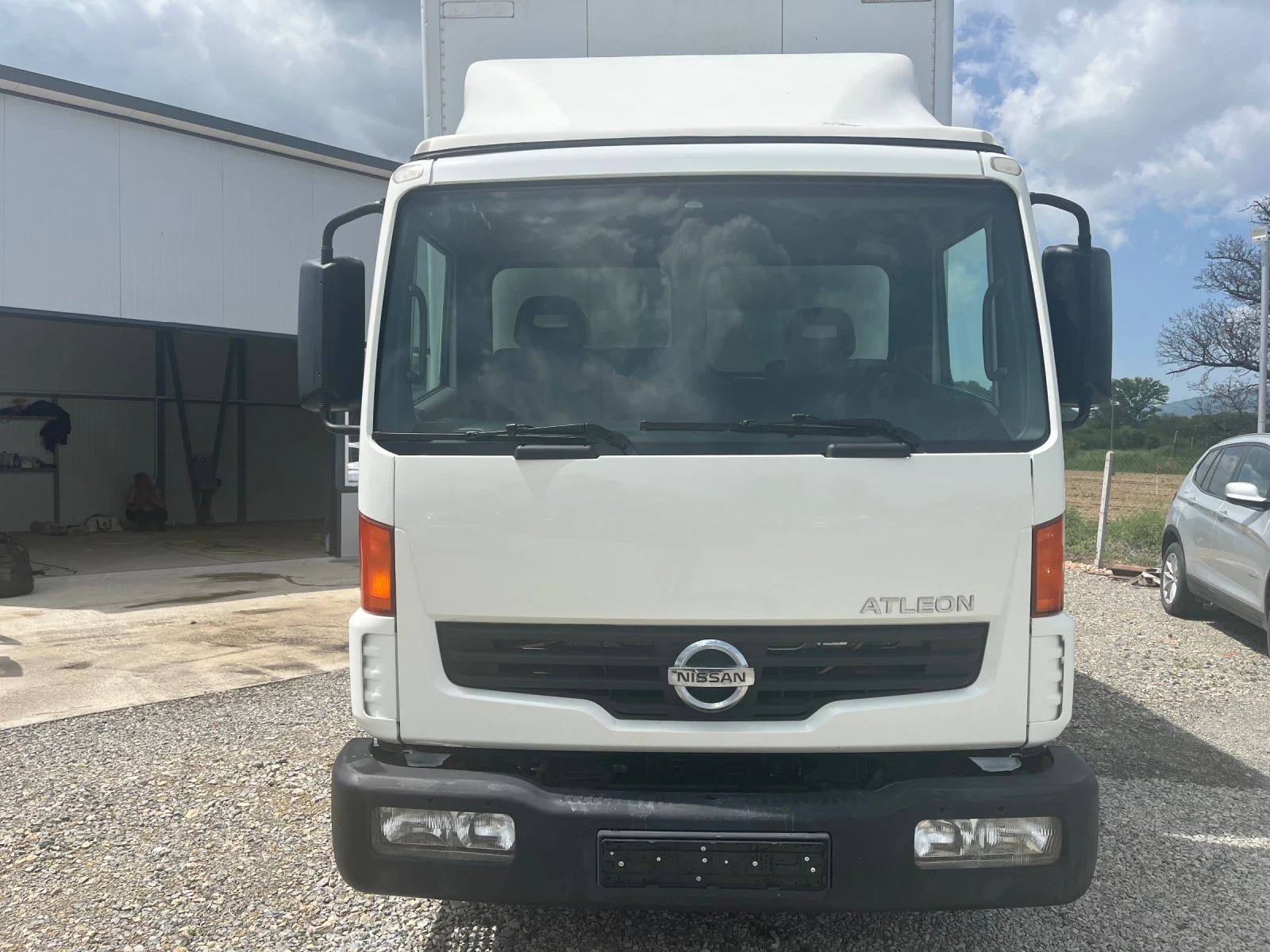 Nissan Atleon 3.0 D 35/15 Климатик !, снимка 2 - Камиони - 54505647