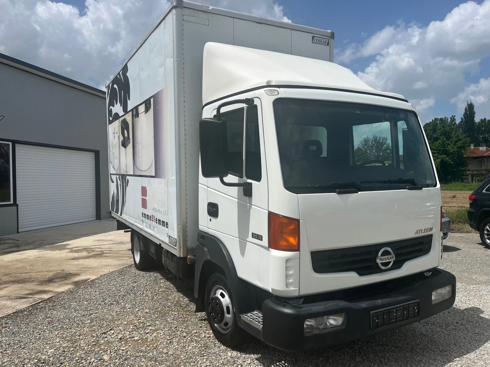 Nissan Atleon 3.0 D 35/15 Климатик !, снимка 3 - Камиони - 54505647