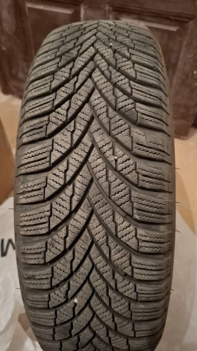 Гуми Зимни 175/60R15, снимка 7 - Гуми и джанти - 46993320