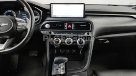 Genesis G70 AWD/ОБДУХ/ПОДГРЕВ, снимка 12